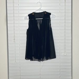 Sheer black top size M